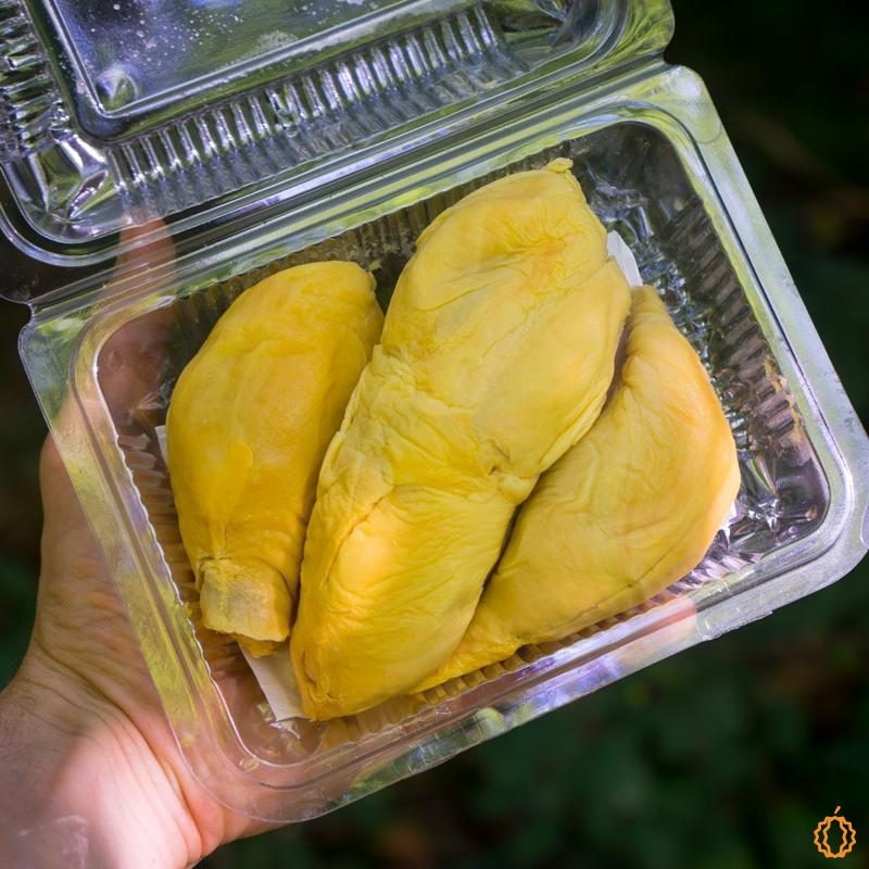 Durian Chanee geschält