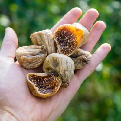 Fig white half dried