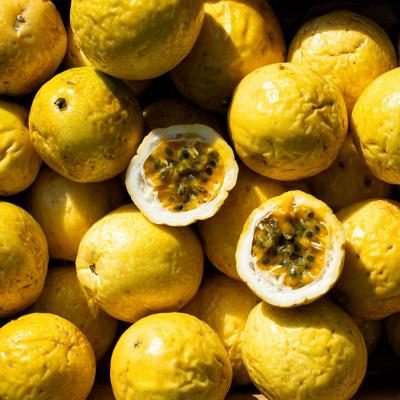 Fruit de la passion jaune (maracuja) sucré