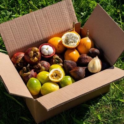 Box 4 small exquisite exotic fruits 2kg
